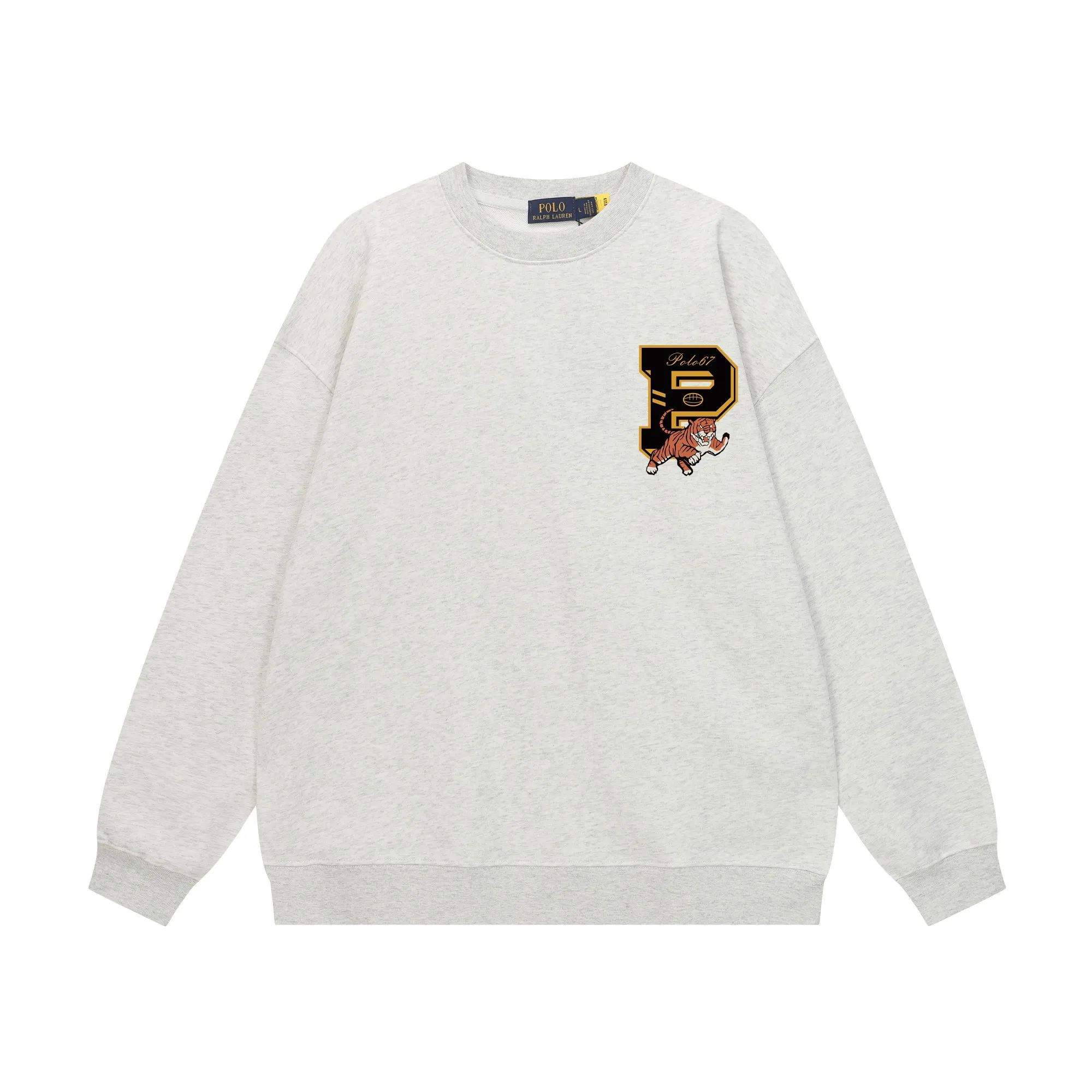 P200 Long-term stock] RalphLauren/Ralph Lauren 2025 autumn and winter new bear letter print 420g heavy large terry sweatshirt Ralph Lauren's age-reducing item, the coat fabric is made of 85% cotton ➕15% polyester, which not only retains the softness, comfort and breathability of cotton, but also adds the wear resistance and wrinkle resistance of polyester fiber, making the clothes more durable and easy to care for. Even in slightly cooler weather, you won't feel stuffy when wearing it. This kind of fabric has a natural crisp feel and is not easy to pill or deform. The bear on the chest is printed with English letters. It is full of color, full of three-dimensionality, and lifelike, adding a bit of liveliness and interest to the whole sweatshirt. There is no pressure to dress, regardless of age or gender. Complete accessories! Color: black, white, navy blue, light floral gray Size: M-L-XL-XXL